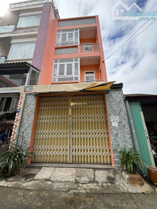 🏠 Nhà phố 3 tầng, 50.56m², hẻm ô tô lớn – Mai Hắc Đế, P.6, Đà Lạt 6.2 tỷ