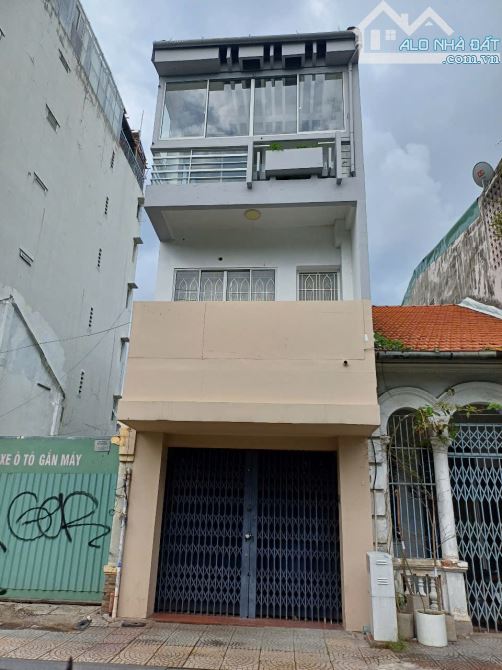 Bán nhà MT đường Phan Liêm,Quận 1,DT:4mX17m,K/C trệt 2 lầu.HĐT 35Tr/th, Giá chỉ 22 tỷ TL