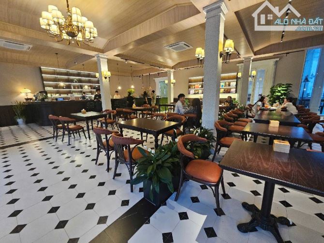 BÁN BIỆT THỰ NGỌC THUỴ, LONG BIÊN 600M2, 5 TẦNG, MT RỘNG, MẶT PHỐ KINH DOANH ĐA NGÀNH