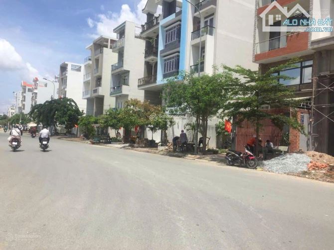 Sát Đại Lộ Bắc Sơn Long Thành, kết nối về sân bay Long Thành chỉ 6p,sổ sẵn công chứng 1ty1