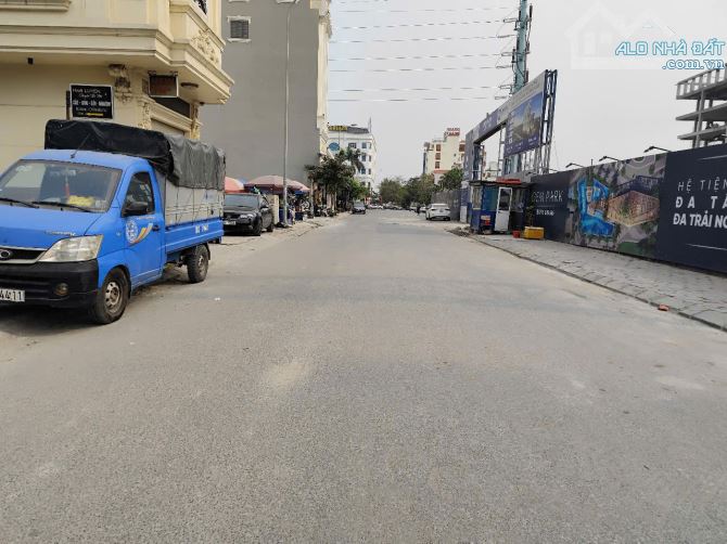 BÁN LÔ ĐẤT HIẾM ĐẸP ĐƯỜNG 24M – ĐỐI DIỆN TÒA GEM PARK, HỒNG BÀNG