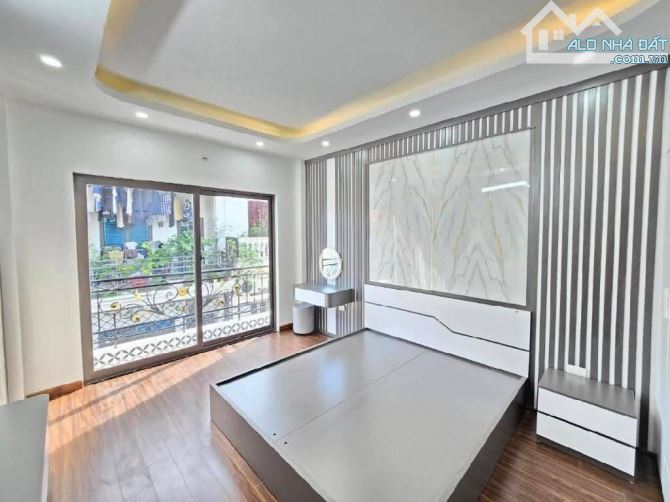Nhà đẹp Khương Trung - Thanh Xuân 47m2, 5 tầng, 10m ra ô tô, giá 9 tỷ