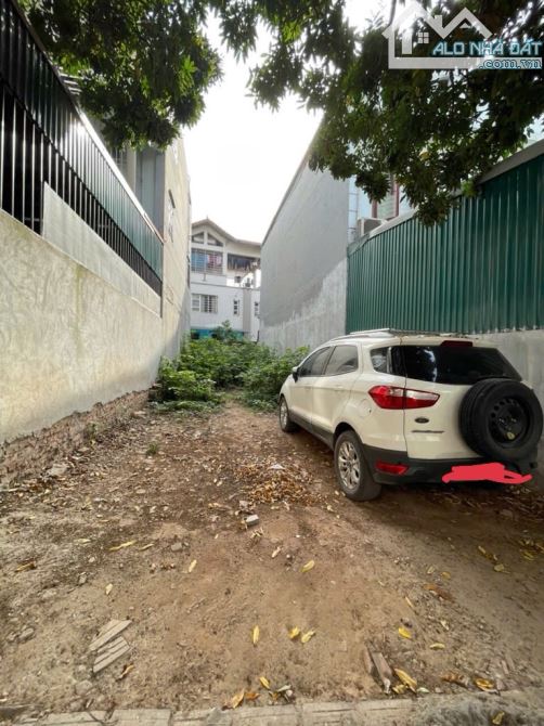 BÁN ĐẤT NGỌC THUỴ - OTO VÀO TẬN ĐẤT -2 MẶT THOÁNG - GẦN KHU KHAI SƠN
