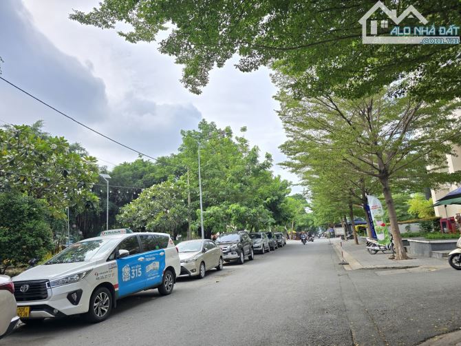 Nhà đẹp 4 lầu ĐỘC LẬP- 58m², 4PN, gần trường học – ở ngay!