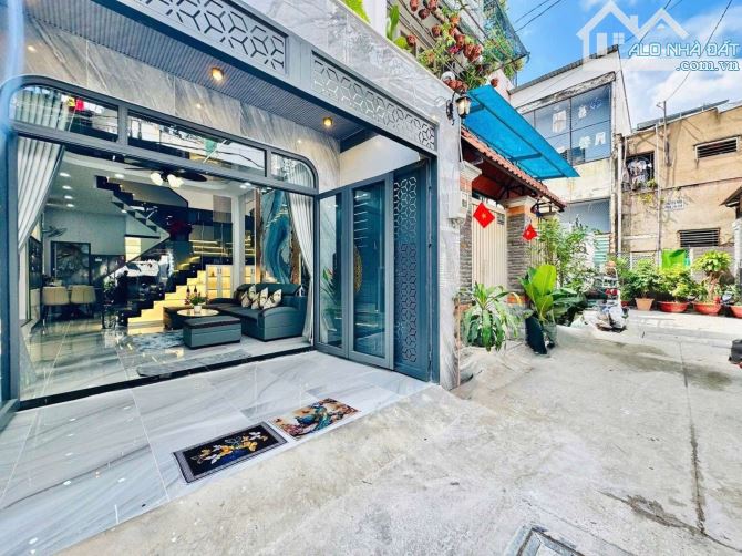 NHÀ MỚI FULL NỘI THẤT GẦN LOTTE MART - 56m2 (4×14) 3 PN - GIÁ 6.38 TỶ