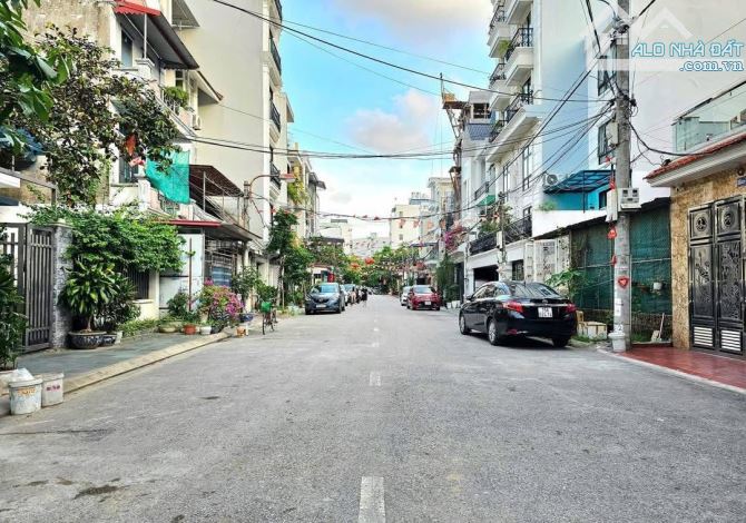 Bán Nhà 5 Tầng – Phố Văn Cao, Hải An – 7,9 Tỷ (Thỏa thuận). Vị trí trung tâm – Đường 12m