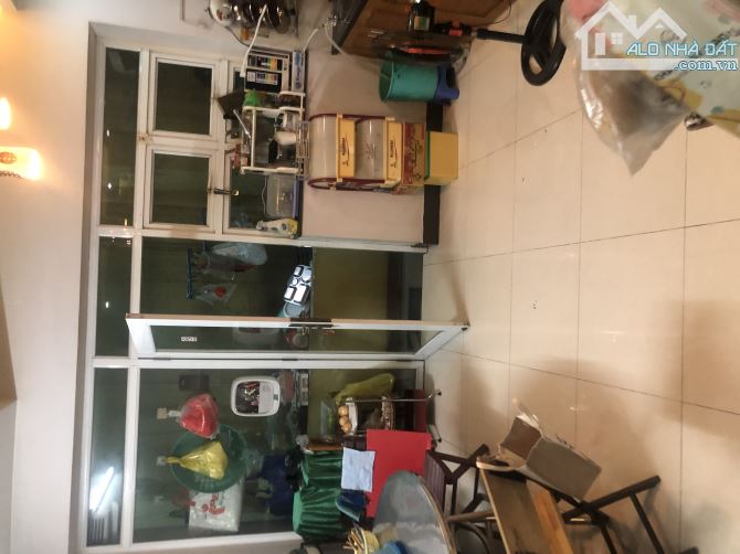 Ô tô đậu trong nhà 4x17 5 tầng 6pn Diệp Minh Châu, Tân Phú. Giá 8.9 tỷ
