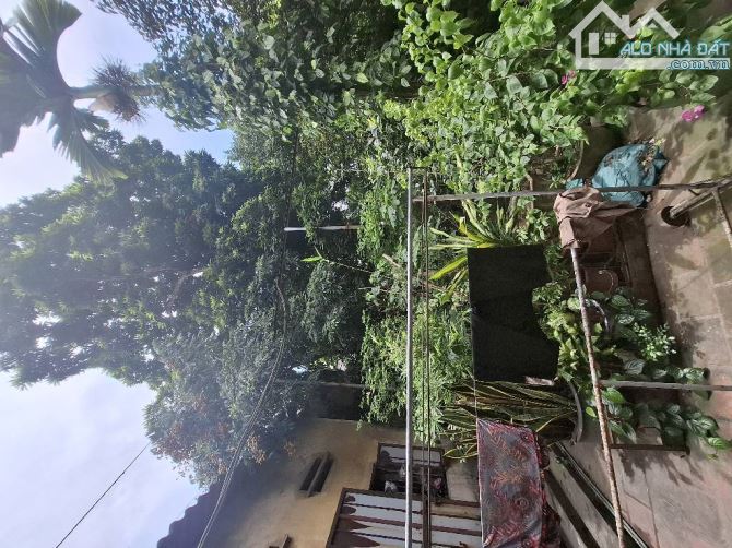 Bán gấp mảnh đất Liên Ninh - Ngọc hồi ô tô ,ngõ thông ,kinh doanh giá 8 tỷ