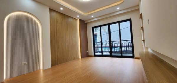 MẶT PHỐ BỒ ĐỀ 23 TỶ DT 75M MT 4M 5T Ô TÔ TRÁNH VỊ TRÍ ĐẸP NHÀ ĐẸP 2 THOÁNH VĨNH VIỄN GẦN H