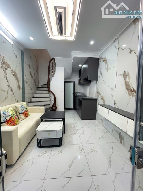 🔥 HẠ CHÀO 600TR - HỘ KHẨU HOÀN KIẾM - Ô TÔ CÁCH 50M - NHÀ MỚI FULL ĐỒ - 20M2*5T - 3,9TỶ🔥
