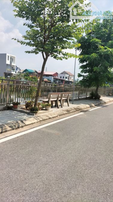 Chỉ_5,2 tỷ, 150m2 - Full thổ cư - Ô Tô đỗ -ngõ thông Liên Nghĩa Văn Giang