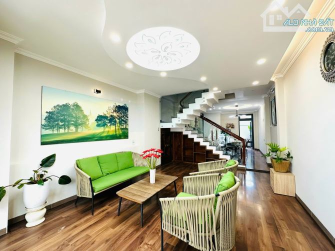 🏡 BÁN NHÀ ĐẸP ĐƯỜNG PHÙ ĐỔNG THIÊN VƯƠNG, P.8 – TRUNG TÂM ĐÀ LẠT - GIÁ CHƯA TỚI 8 TỶ