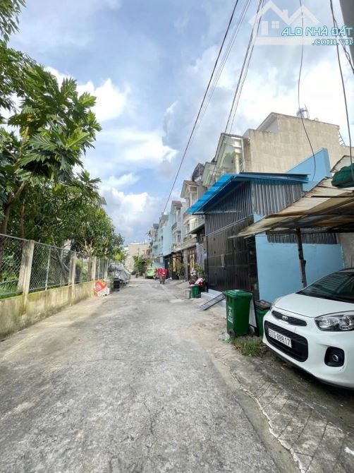 Nhà bán HXH Huỳnh Thị Hai – QUẬN 12 – DT 92M2 – CHỈ NHỈNH 4 TỶ