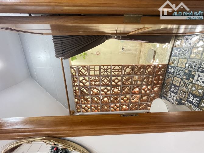Nhích 5,7x tỷ, 4 tầng BTCT cạnh HXH Quay đầu, ngay Lotte NGUYỄN VĂN LƯỢNG gò vấp