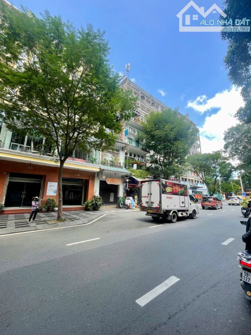 Mặt Tiền Đường Trần Ngọc Diện,Thảo Điền Quận 2, dt: 1.872m² chỉ tiêu 3 hầm 45 tầng