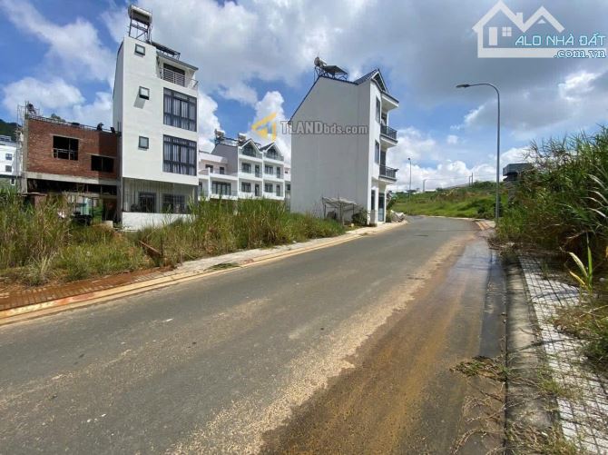 BÁN ĐẤT 2 MẶT TIỀN KHU DÂN CƯ SỐ 5 _ AN SƠN