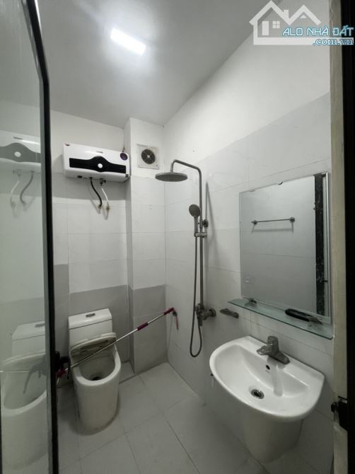 BÁN NHÀ NGÔ QUYỀN – HÀ ĐÔNG | 33M², 4 TẦNG, Ô TÔ ĐỖ CỬA, TIỆN ÍCH ĐỦ ĐẦY