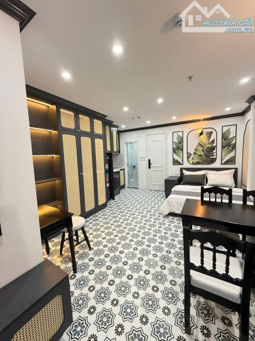 MỞ BÁN TOÀ CHDV NGÕ 204 LÊ DUẨN 82M2 7 TẦNG 18 PH - Ô TÔ CÁCH NHÀ 20M - PCCC ĐẦY ĐỦ