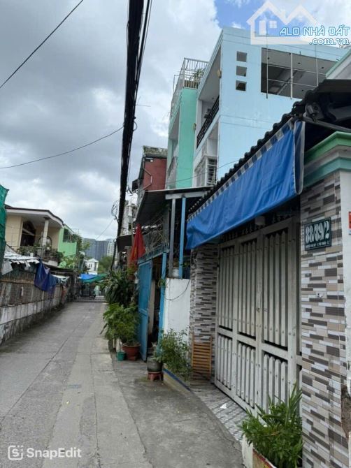 Bán Nhà 4 tầng, Nguyễn Văn Quỳ, Quận 7.  hoàn công 110m2, full nội thất, chỉ 4.9 tỷ