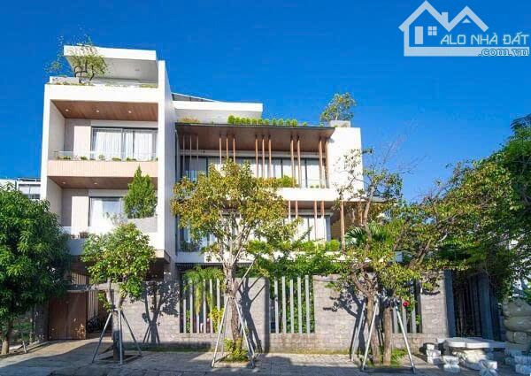 Biệt Thự Đẳng Cấp Khu VIP Tú Xương Quận 3 - 10x18m - 3 Tầng Áp Mái - Chỉ 35 tỷ TL