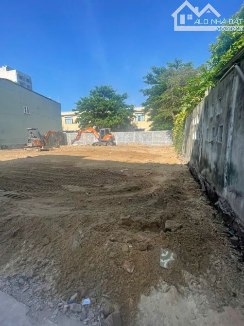 Bán lô đất 124m2 Mặt tiền Nguyễn Công Trứ, ngang 7,8m, Sơn Trà