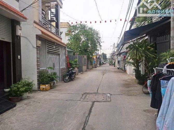 Quận 7, Nhà 5 tầng hoàn công đủ 135m2, Hẻm 6m, dòng tiền 20tr/tháng. Chỉ 16,xxx tỷ