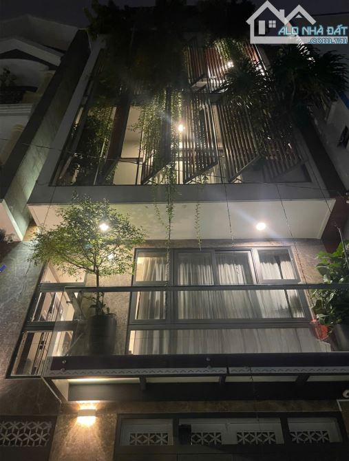 NHÀ HIẾM KHU SÂN BAY, 5 TẦNG ❌ 102m2 ❌ KHOÁN 68tr/th, HẺM 8m HỒNG HÀ - 22 TỶ