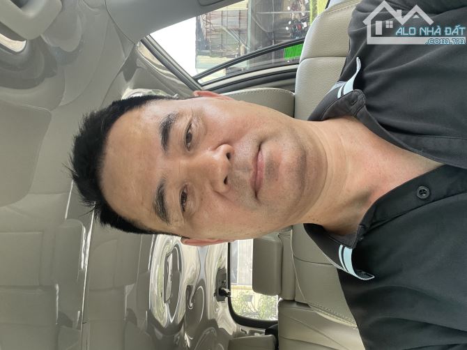 Bán mảnh đất đẹp phố Nguyễn Văn Huyên 🏡