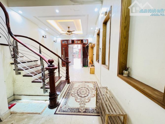 NÉT ĐẸP CHƯA TỪNG CÓ TẠI KHU PHÂN LÔ MAI DỊCH 2 THOÁNG