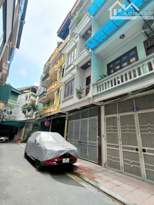 Bán nhà Xã đàn - Trung Phụng , Nhỉnh 17 tỷ, 50m, ô tô tránh dừng đỗ, 5 tầng