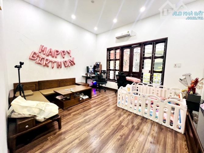 CHẠM NGAY TRÁI TIM AN CƯ - NHÀ ĐẸP TRUNG PHỤNG - 5 TẦNG Ở SƯỚNG - GIÁ YÊU THƯƠNG HƠN 7 TỶ