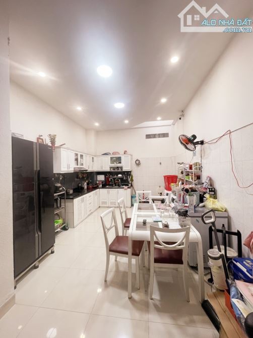 HẺM 8M THÔNG - HIẾM NHÀ BÁN QUẬN TÂN BÌNH - NGUYỄN THÁI BÌNH - 92M2 - 4 TẦNG - 5PN