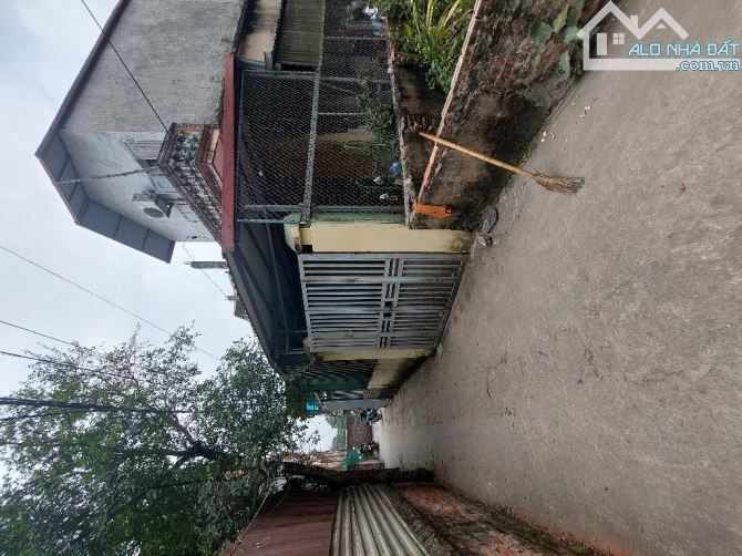 Bán gấp mảnh đất Đông Mỹ ô tô vào đất ,gần ô tô tránh ,mặt tiền rộng ,giá đầu tư 5.3 tỷ