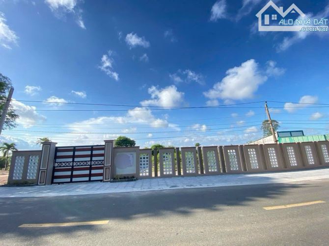 THỊ TRẤN PHƯỚC HẢI - LONG ĐẤT - BRVT 🌈DT 2250m2 - sẵn 200m2 thổ cư; ngang 23m x 102m