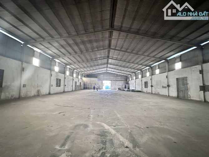 725m nhà xưởng khu vực Nguyễn Khoái, container đỗ cửa, xuất VAT, giá 80tr/th
