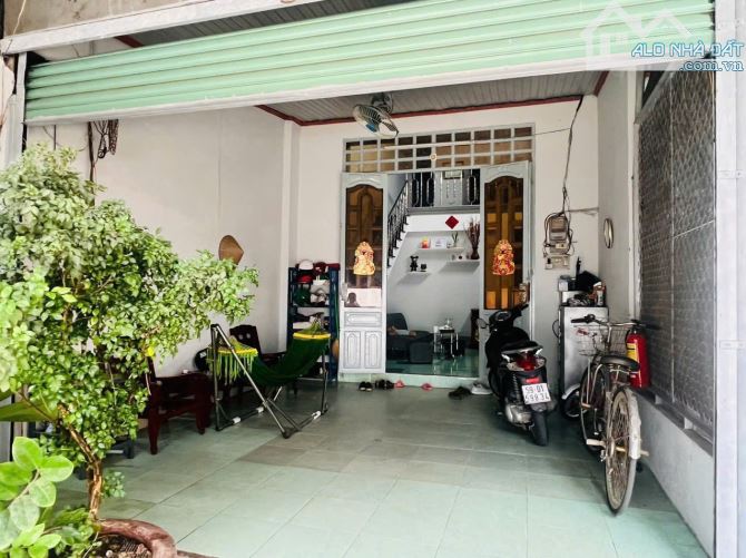 Bán nhà + 7 phong trọ 270m2 shr , thổ cư gần chợ kp6, long bình ,đồng nai