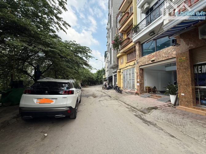 Phan Đình Giót - Thanh Xuân 68m x 7 tầng, mặt tiền 4.2m, giá 27.6 tỷ thương lượng