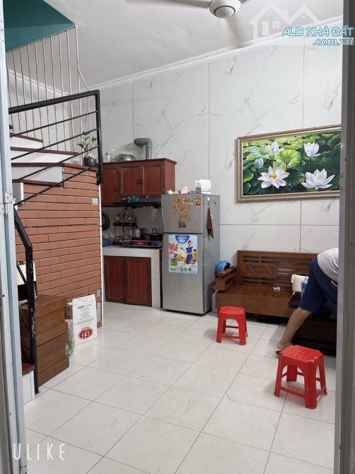 🏠 TRUNG TÂM ĐỐNG ĐA - TẦM TIỀN NHIỀU KHÁCH - CÁCH PHỐ 80M - LÔ GÓC 3 THOÁNG VĨNH VIỄN