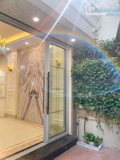 Bán nhà phố Mỹ Đình 38m2 x 5T, Ngõ nông, Ô tô gần, KD, full Nt ở ngay 6,8 tỷ.