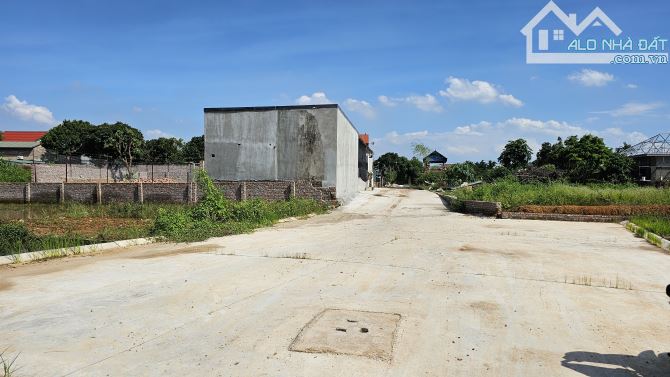 BÁN ĐẤT PHÚ THỊNH,MINH PHÚ. THỬA ĐẤT VUÔNG VẮN,CÁCH QL35 VÀ DỰ ÁN 1500 TỈ CHƯA ĐẾN 1KM