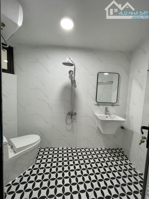 Bán nhà đẹp phố Tây sơn, Quang trung, quận Đống đa, ngõ ô tô, kinh doanh, cho thuê - 18 tỷ