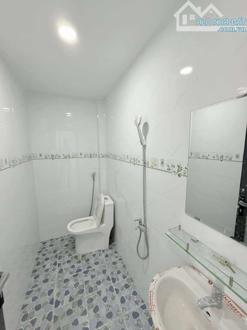 Nhà Âu Cơ_ Phú Trung, Tân Phú. DT 60m2. 2 tầng. Ngang 3.6m x dài 15.3. Giá 5.3  tỷ. - 10