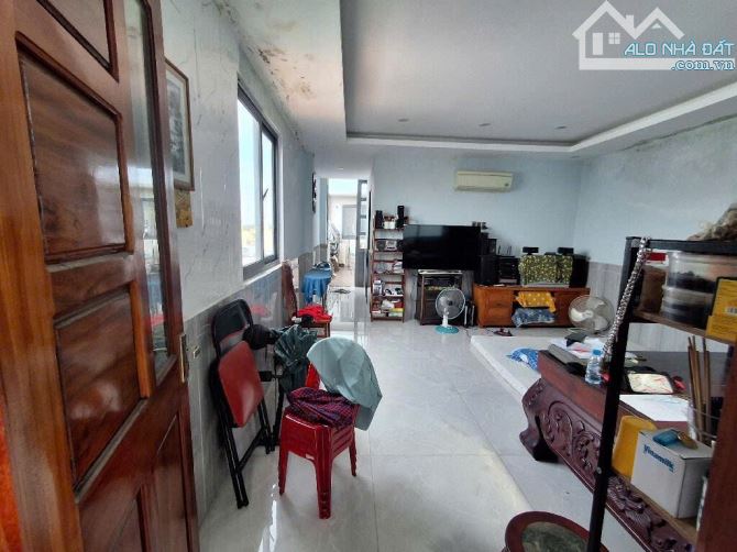 Quận 7, Nhà 5 tầng hoàn công đủ 135m2, Hẻm 6m, dòng tiền 20tr/tháng. Chỉ 16,xxx tỷ - 10