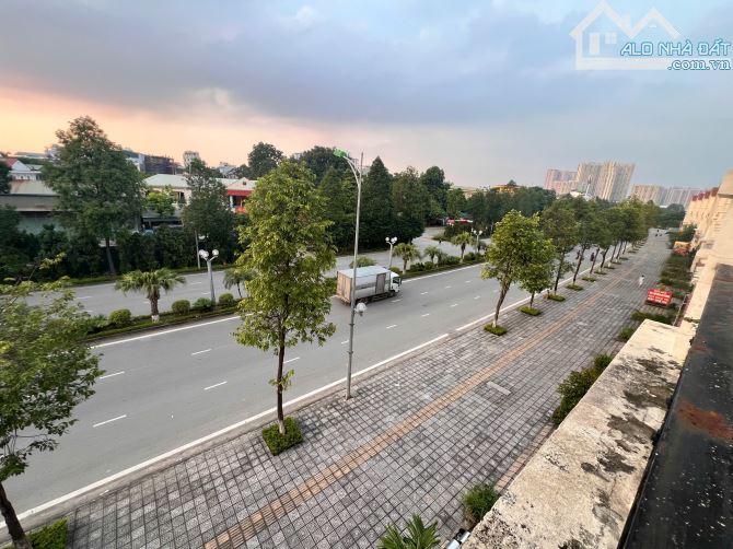 Cho thuê shophouse lô góc 210m Mặt đường chính, Full nội thất KĐT Nam An Khánh, giá 25tr - 10