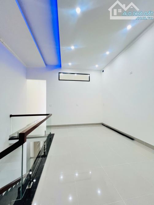 🍀🍀NHÀ MÊ KIÊN CỐ QUÁ ĐẸP SÁT BẾN XE ĐỨC LONG - 10
