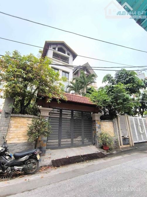 bán biệt thự sân vườn Ngọc Thụy, 190m x 4 tầng, mặt tiền 7.6m, ôtô tránh, nở hậu - 1