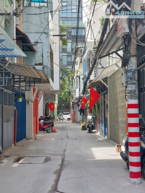 Nhà Mới Full Nội Thất Xịn 32m2, 4 Tầng, Hẻm 5m Nguyễn Đình Chiểu Q.3. Chỉ 6.7 tỷ - 1