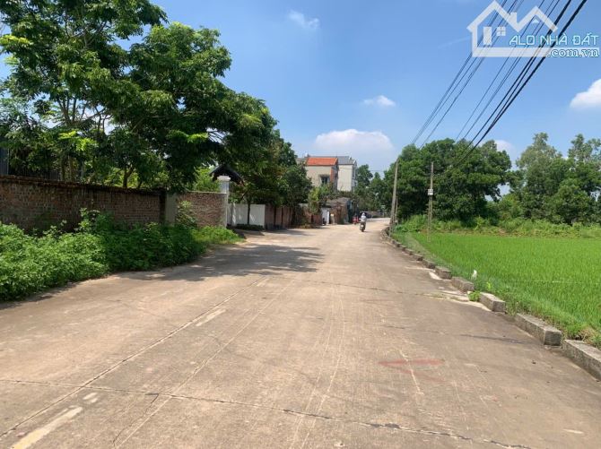 Bán Đất-Xã Minh Trí-(Sóc Sơn)-344M2-16T/1M2-Sát Bìa Làng-Thông 2 OTO Tránh Thoải Mái. - 1