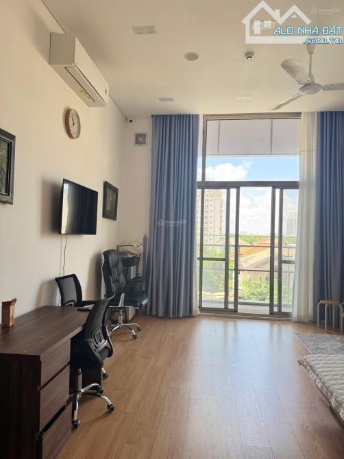Bán gấp trong tháng shophouse Midtown full nội thất, giá 5 tỷ sổ hồng lâu dài. - 1