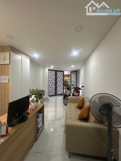 🏡 CHỈ 8.3 TỶ - NHÀ 5 TẦNG CƯ XÁ PHÚ LÂM B - HXH - 4PN - 4WC - PHÁP LÝ CHUẨN - 1